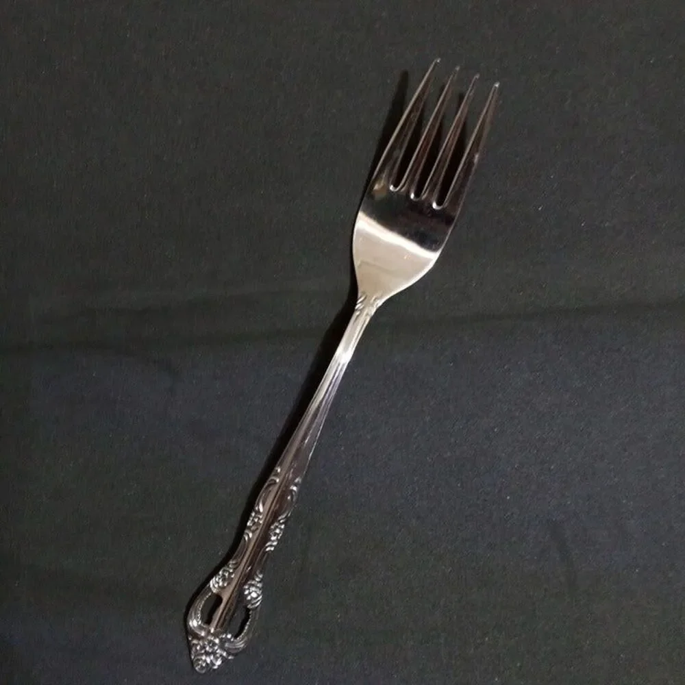 United Silver Stainless Acadia Salad/Dessert Fork-Japan-Pierced-Floral-Lot of 4